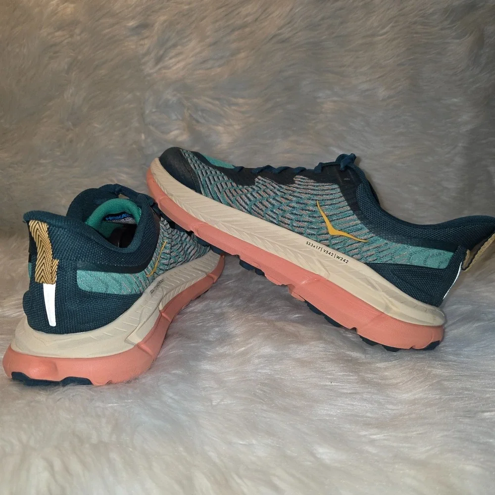 Womens HOKA Mafate Speed 4 Trail Running Shoes Size 10B Teal 1131056-DTWGR